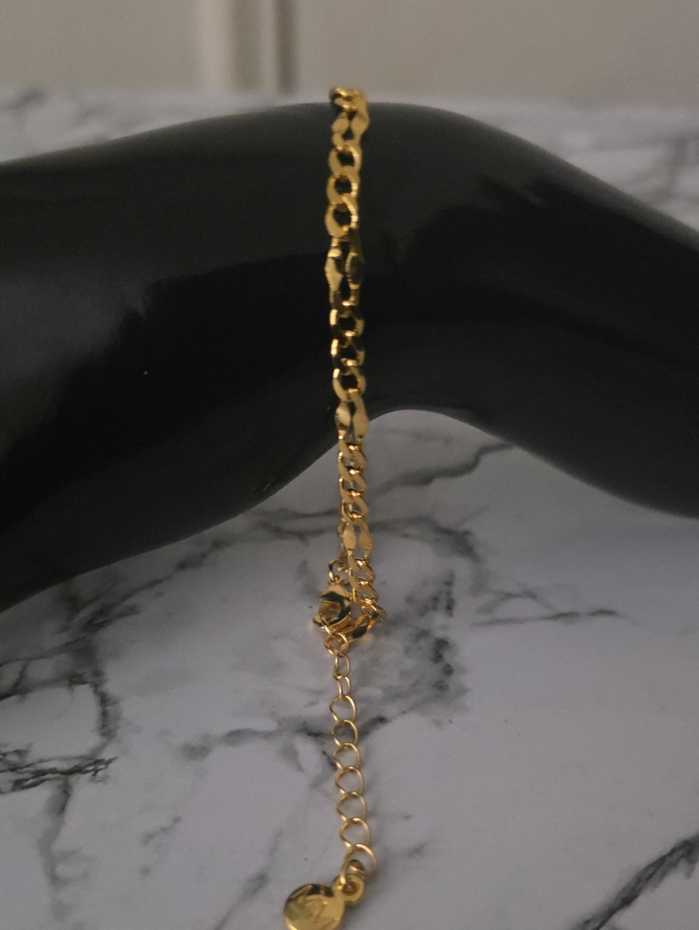 Shiny Gold Link Bracelet for Women - Adjustable Everyday Chain